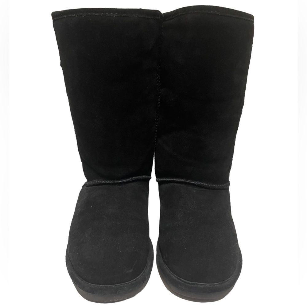 Women’s Black Bear Paw fur boots in Black - Size 10